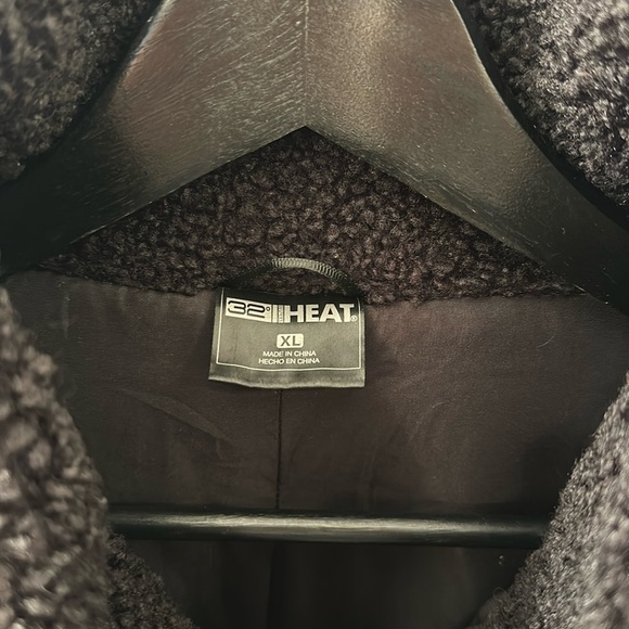 32 Degree Heat Women's Furry Sherpa Jacket Size XL - Picture 4 of 6